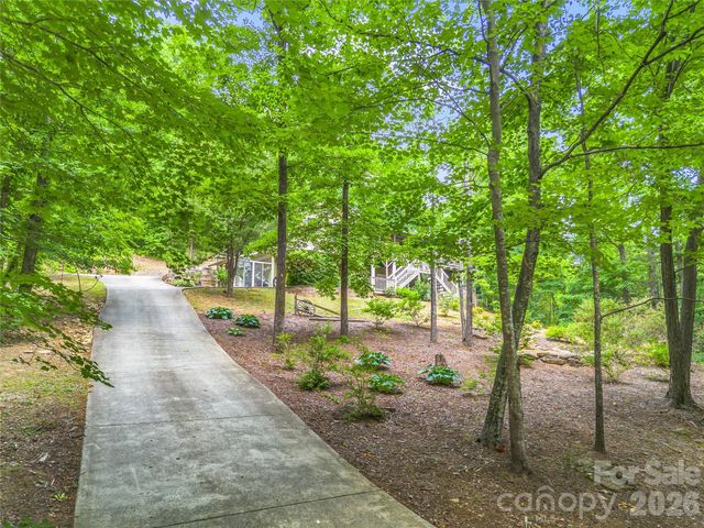 122 Raptor Court, Lake Lure, NC 28746