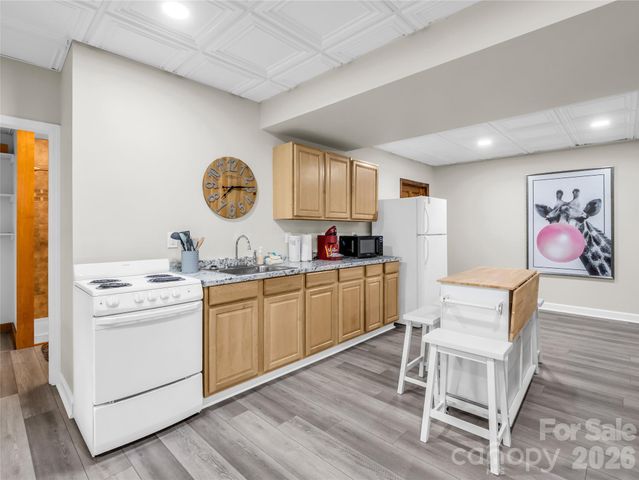 122 Raptor Court, Lake Lure, NC 28746