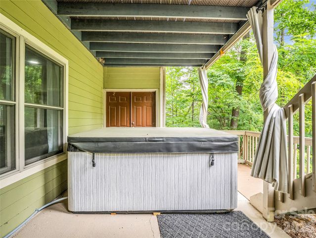 122 Raptor Court, Lake Lure, NC 28746