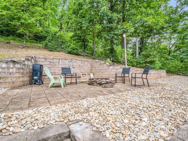 122 Raptor Court, Lake Lure, NC 28746