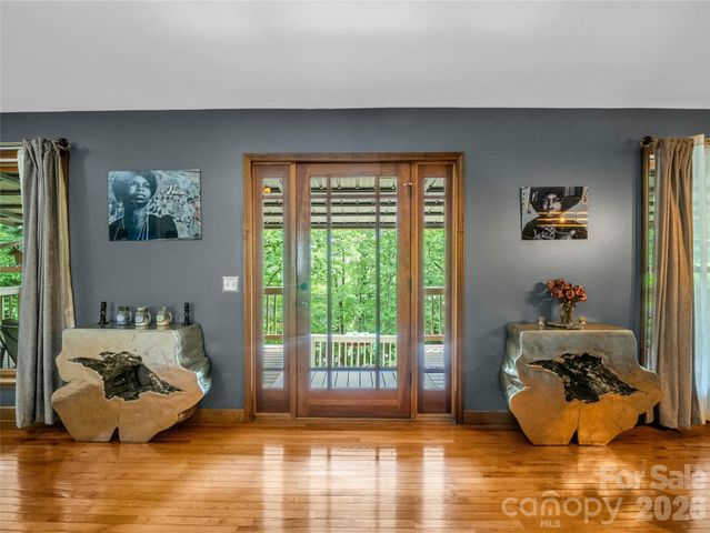 122 Raptor Court, Lake Lure, NC 28746
