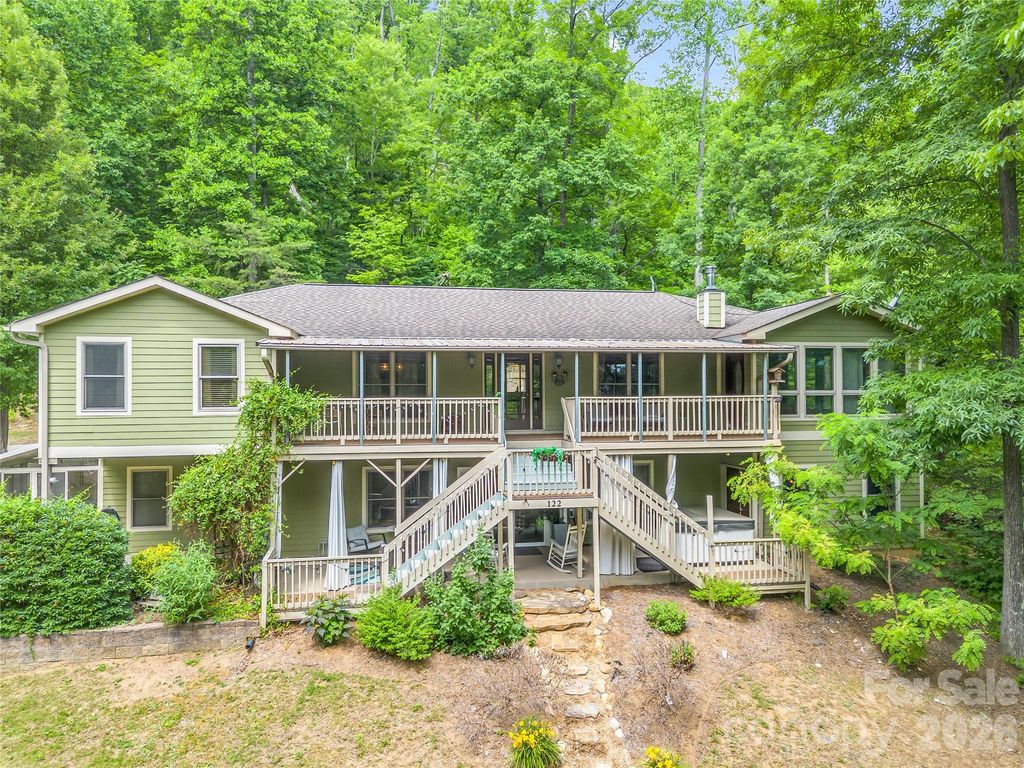 122 Raptor Court, Lake Lure, NC 28746