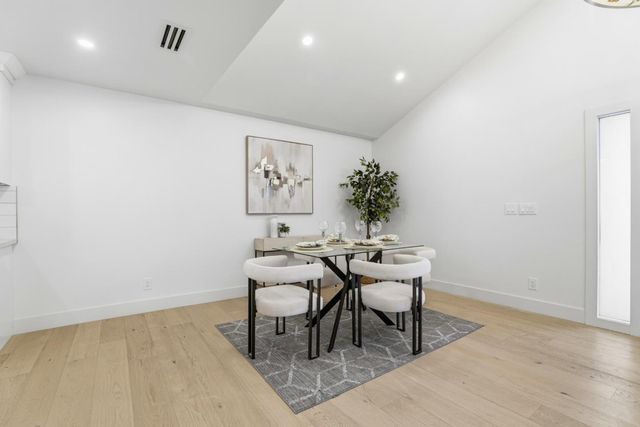 3109 Maddux Drive, Palo Alto, CA 94303