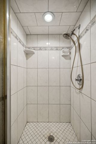 7500 Callaghan Rd Apt 354, San Antonio, TX 78229
