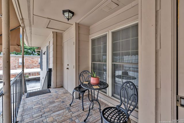 7500 Callaghan Rd Apt 354, San Antonio, TX 78229