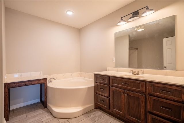 204 Brace Rd, Summertown, TN 38483