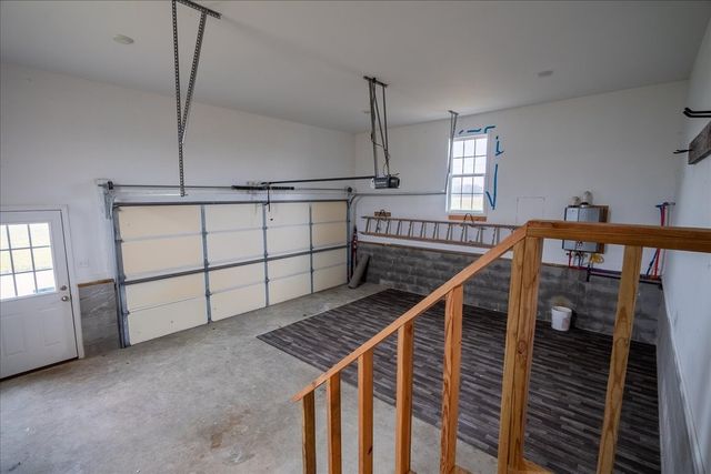 204 Brace Rd, Summertown, TN 38483