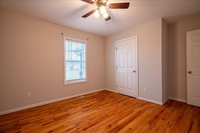 204 Brace Rd, Summertown, TN 38483