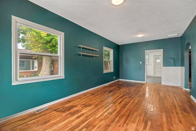 255 E CRESTONE AVE, South Salt Lake, UT 84115