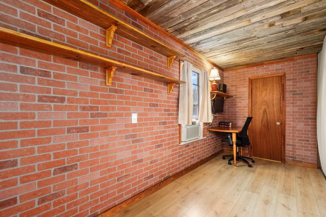 815 Millpond Drive, Sugar Land, TX 77498