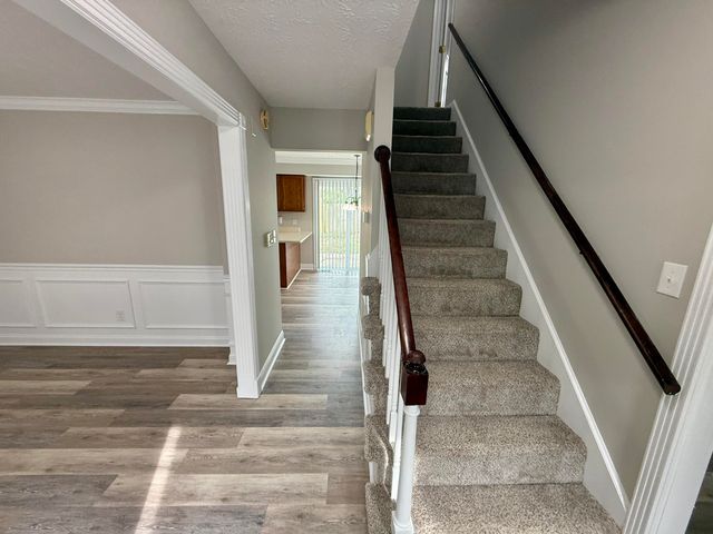 882 Jairus Drive, Lexington, KY 40515