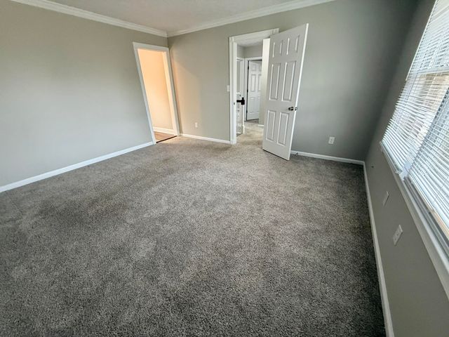 882 Jairus Drive, Lexington, KY 40515