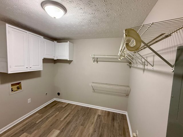 882 Jairus Drive, Lexington, KY 40515