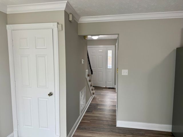 882 Jairus Drive, Lexington, KY 40515