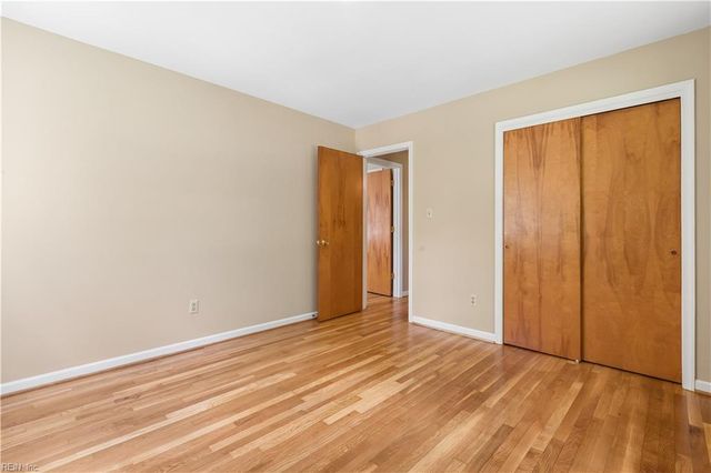 107 Cheadle Loop RD, Seaford, VA 23696
