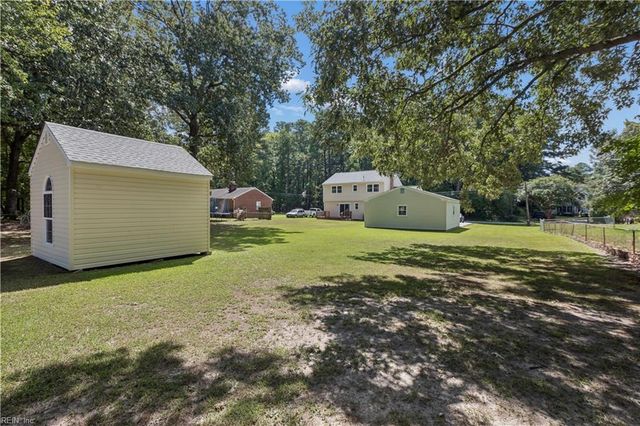 107 Cheadle Loop RD, Seaford, VA 23696