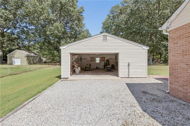 107 Cheadle Loop RD, Seaford, VA 23696