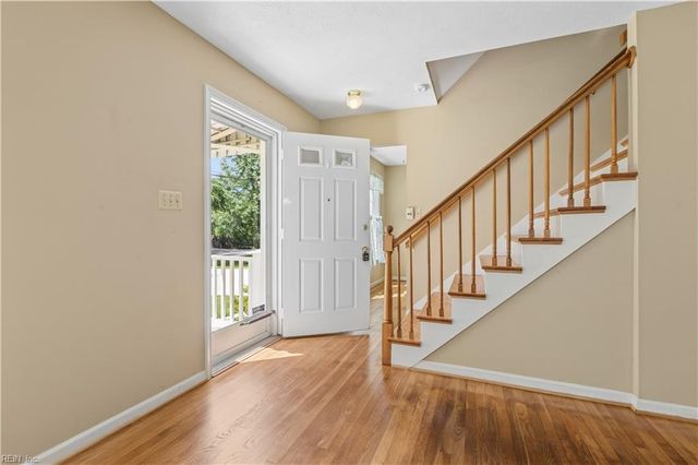 107 Cheadle Loop RD, Seaford, VA 23696