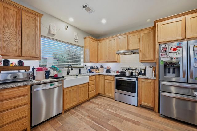 812 Quail Creek Circle, Pottsboro, TX 75076