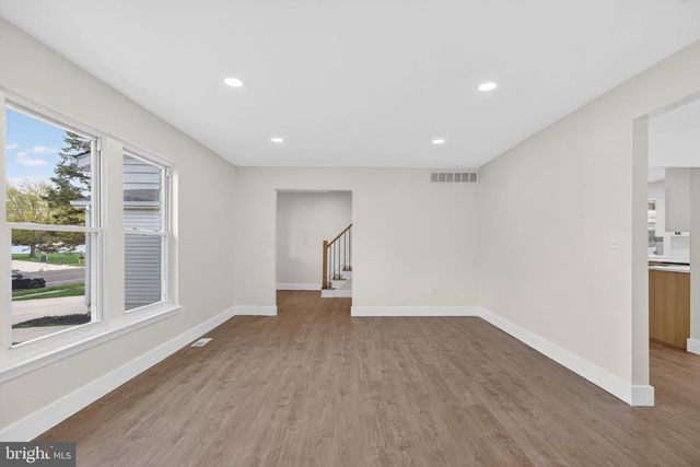 22 WILLOW RIDGE RD, Marlton, NJ 08053