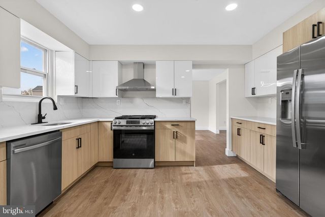 22 WILLOW RIDGE RD, Marlton, NJ 08053