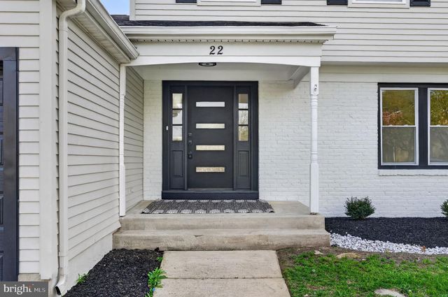 22 WILLOW RIDGE RD, Marlton, NJ 08053