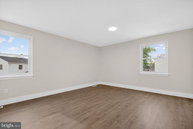 22 WILLOW RIDGE RD, Marlton, NJ 08053