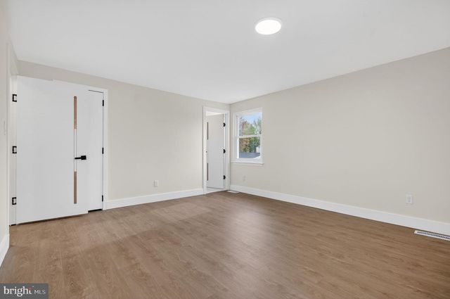 22 WILLOW RIDGE RD, Marlton, NJ 08053