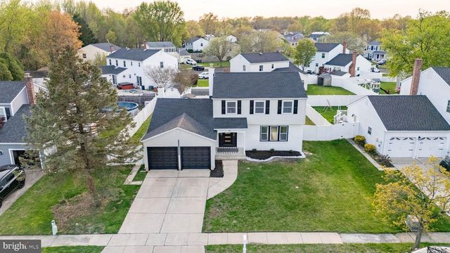 22 WILLOW RIDGE RD, Marlton, NJ 08053