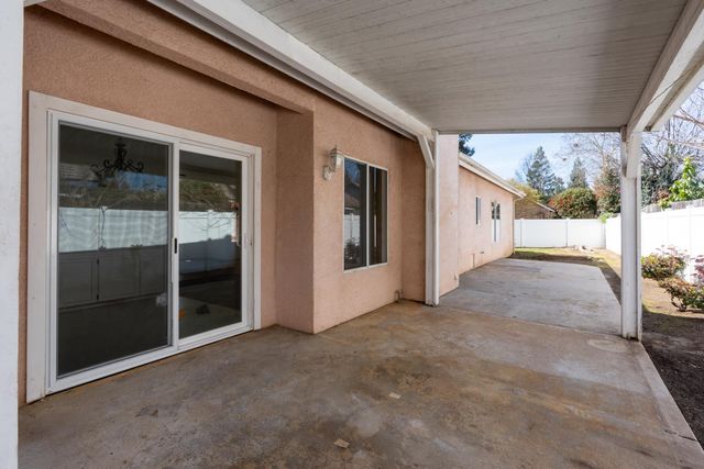 2324 E Fir, Fresno, CA 93720