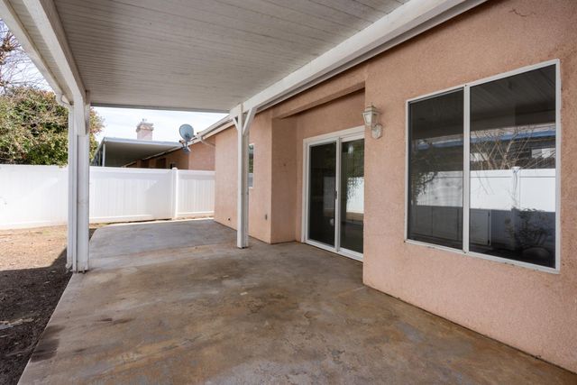 2324 E Fir, Fresno, CA 93720