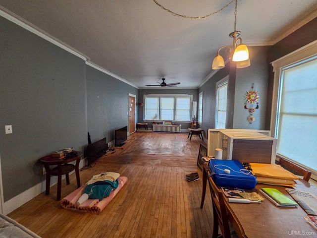 213 Lynn Street, Munising, MI 49862