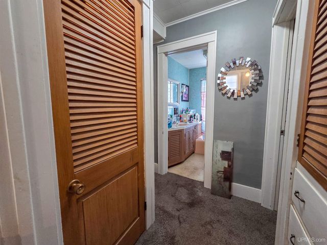 213 Lynn Street, Munising, MI 49862