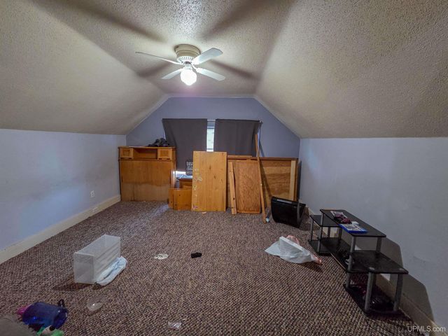 213 Lynn Street, Munising, MI 49862