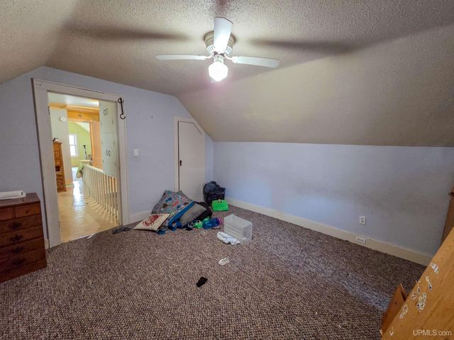 213 Lynn Street, Munising, MI 49862