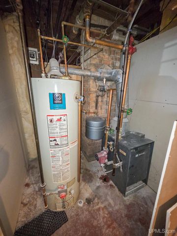 213 Lynn Street, Munising, MI 49862