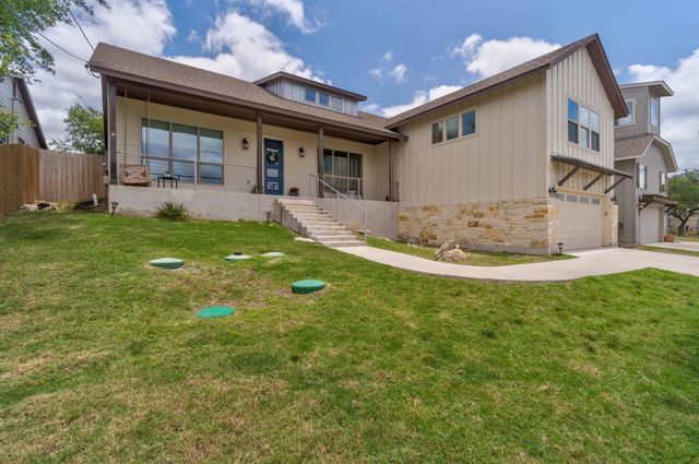 10129 Longhorn SKWY, Dripping Springs, TX 78620