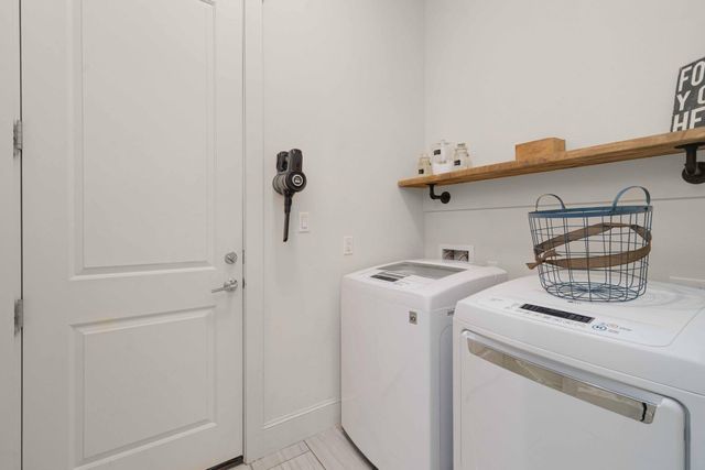 10129 Longhorn SKWY, Dripping Springs, TX 78620