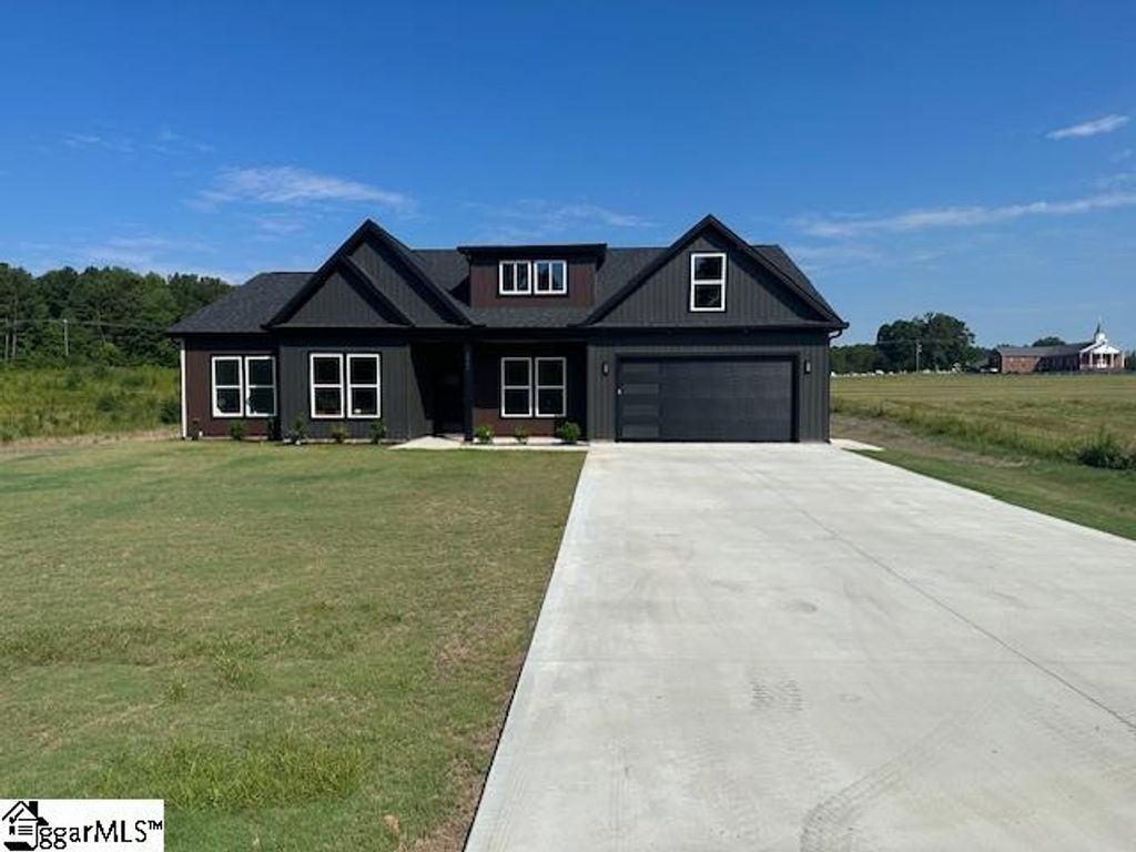 2931 Old Greenville Highway, Central, SC 29630