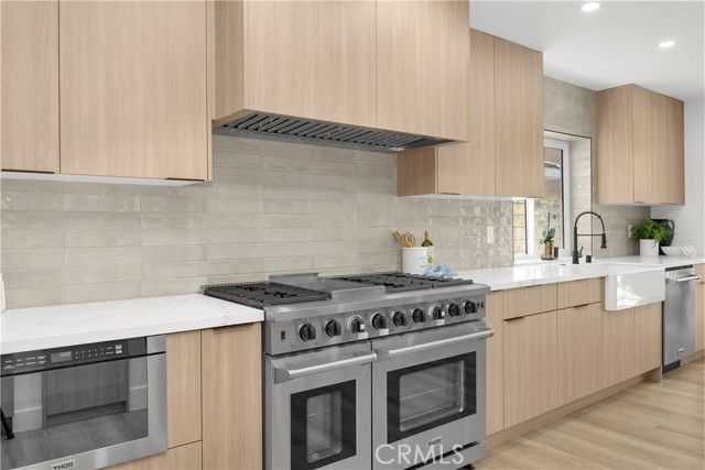 5852 Bellfield Lane, Huntington Beach, CA 92648