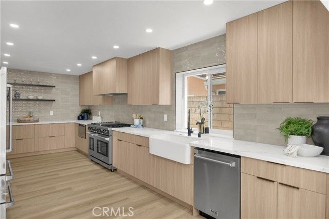 5852 Bellfield Lane, Huntington Beach, CA 92648