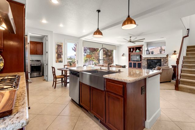 2390 Hickory Hill Way, Reno, NV 89523