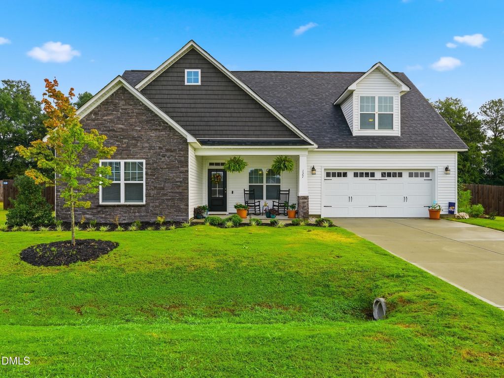 127 Looping Horse Circle, Angier, NC 27501