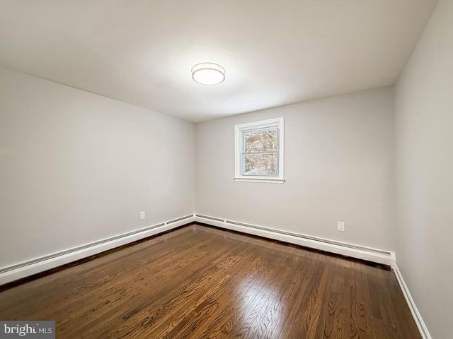 1529 HOLLYWOOD AVE, Langhorne, PA 19047