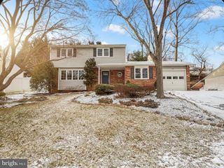 1529 HOLLYWOOD AVE, Langhorne, PA 19047