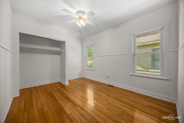 4952 N Central Park Avenue, Chicago, IL 60625