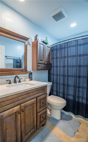 8647 Deer Haven Street, Huber Heights, OH 45424