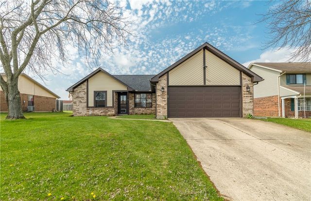 8647 Deer Haven Street, Huber Heights, OH 45424