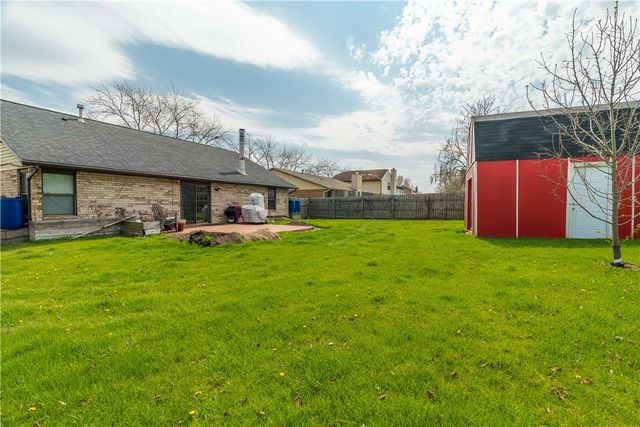 8647 Deer Haven Street, Huber Heights, OH 45424