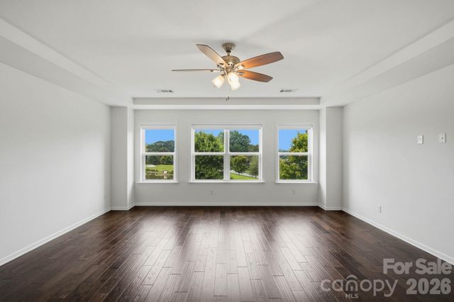 108 Heron Cove Loop, Mooresville, NC 28117